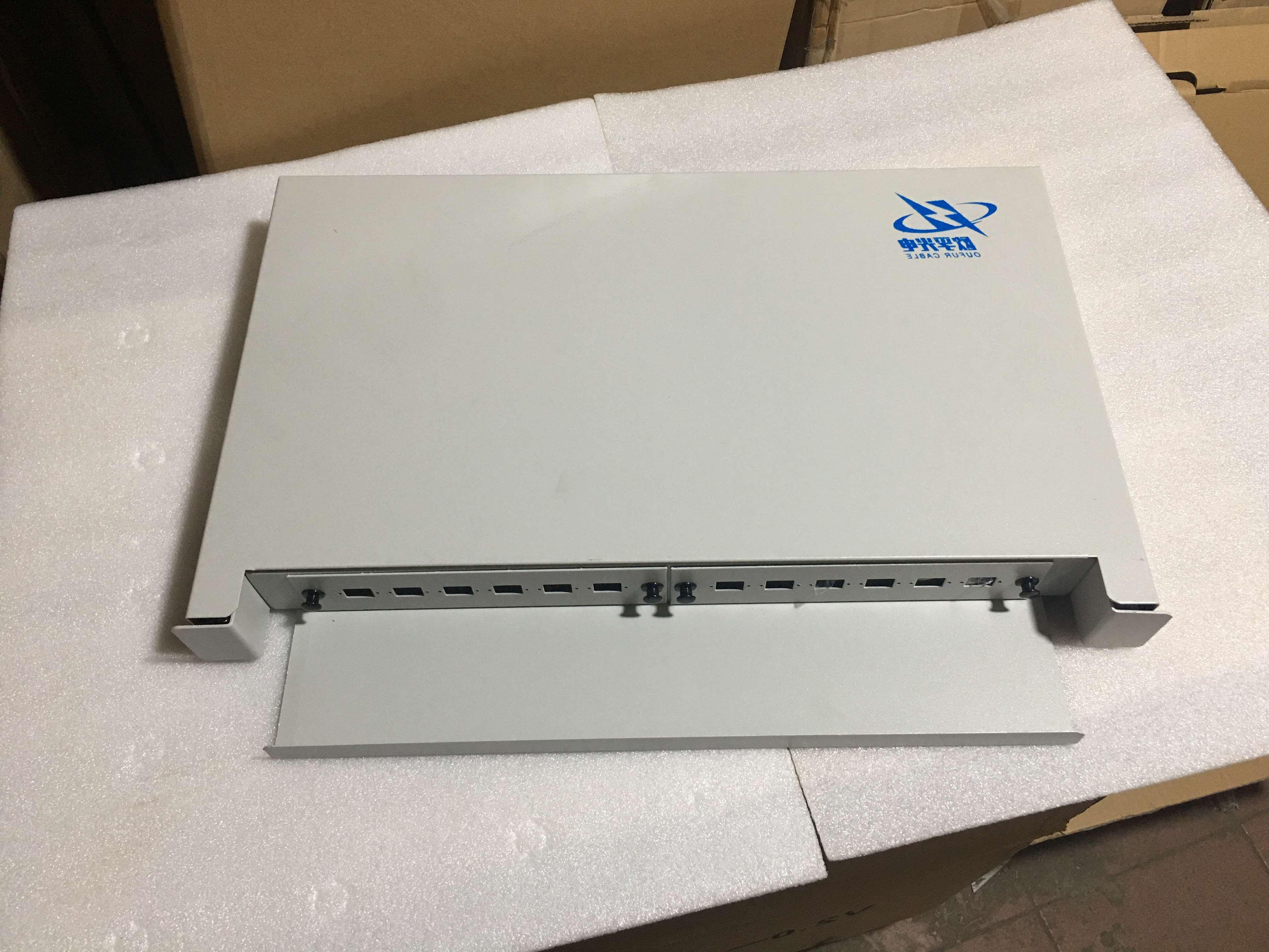中西区12芯光纤配线盒与40G 100G光模块连接方案